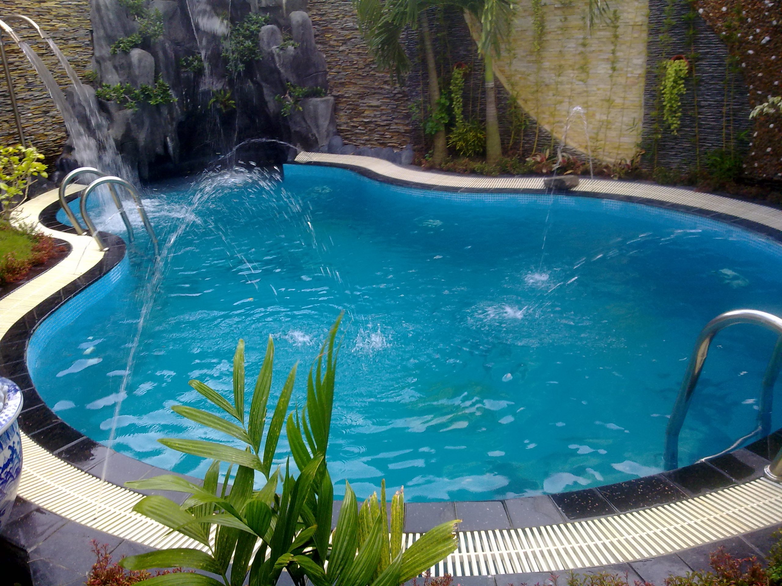 Một số lưu ý quan trọng khi xây hồ bơi cho gia đình